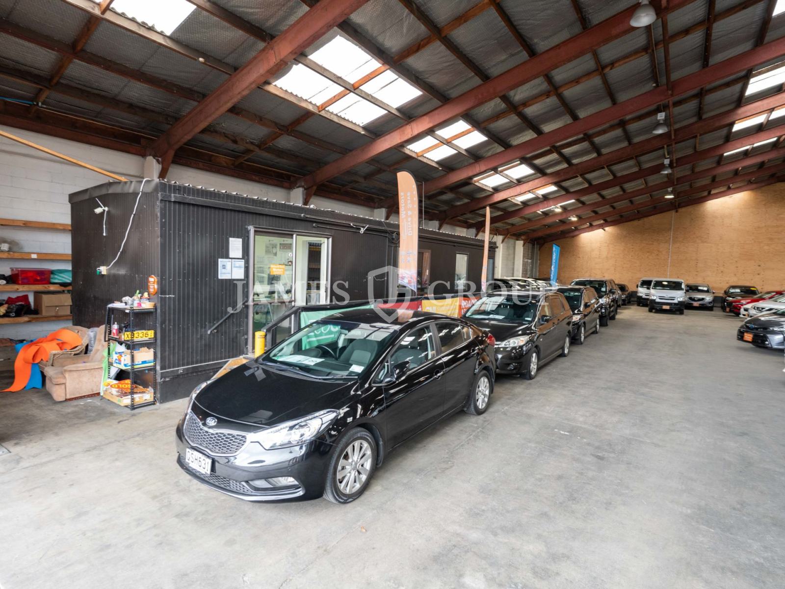 1,249m² Warehouse In Prime Onehunga Location