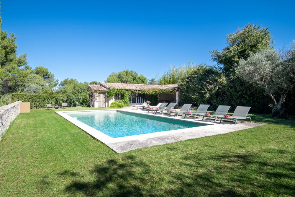 Photographs of Mas du Lac villa in Provence - Image 20 of 56