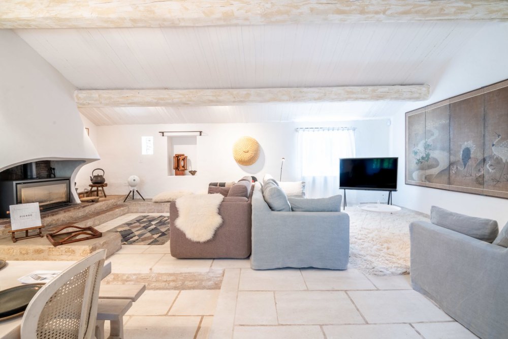 Photographs of Mas la Gineste villa in Provence - Image 13 of 46