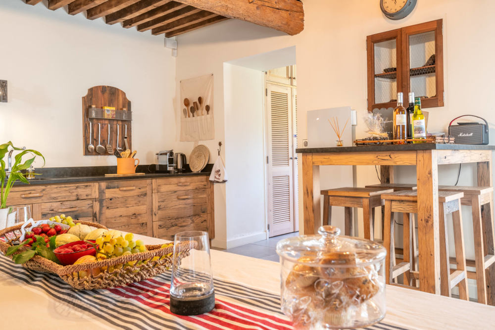 Photographs of Mas du Menuisier villa in Provence - Image 8 of 45