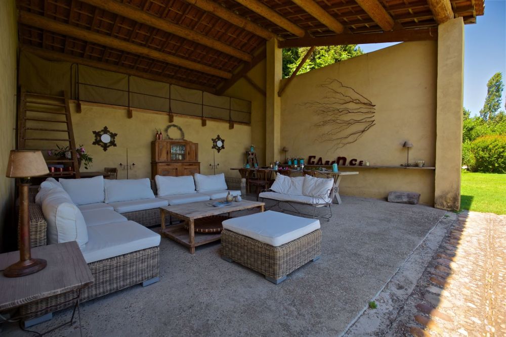 Photographs of Mas de la Galifette villa in Provence - Image 5 of 37