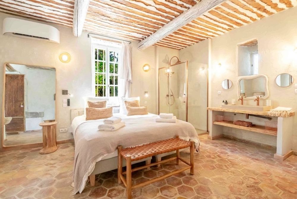 Photographs of New! Mas des Âmes villa in Provence - Image 18 of 46