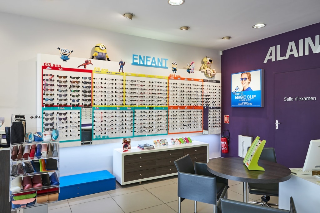 Magasin Opticien 432 avenue Dr Giustiniani (ex RN7) 83170 BRIGNOLES intérieur