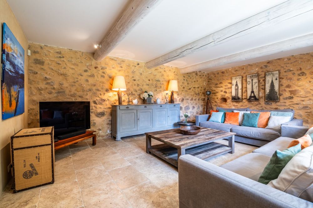 Photographs of Mas du Milan villa in Provence - Image 36 of 50