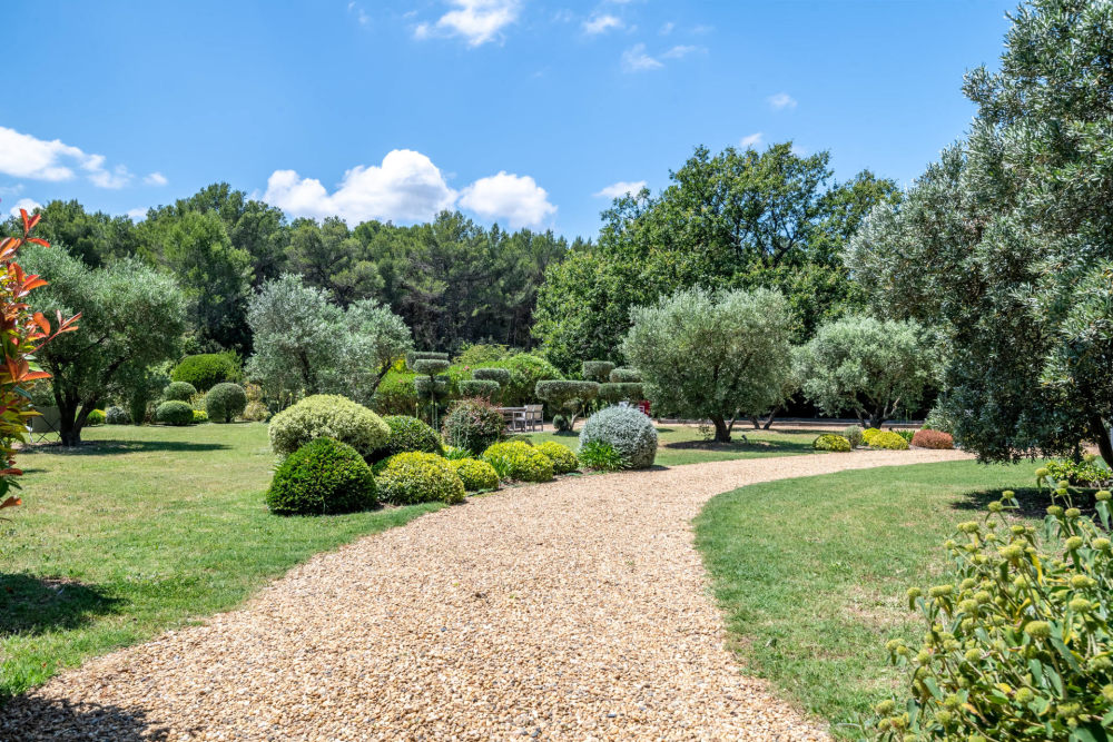 Photographs of Mas de la Caume villa in Provence - Image 50 of 52