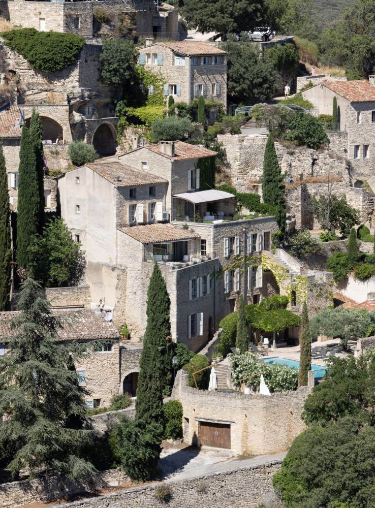 Photographs of Mas de la Reine villa in Provence - Image 18 of 41