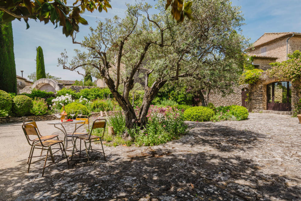 Photographs of Mas la Bergerie de Cabrieres villa in Provence - Image 56 of 56