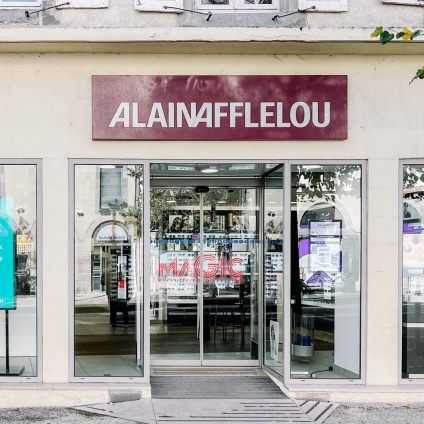 Magasin Opticien 14 avenue Gambetta 15000 AURILLAC intérieur