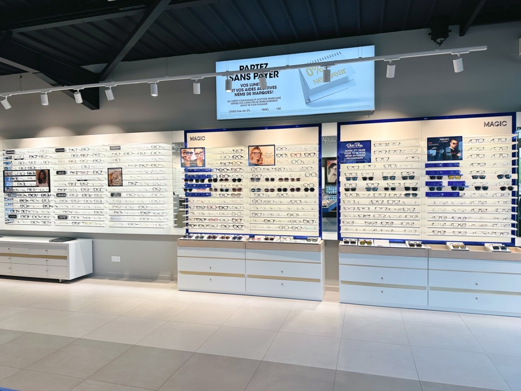 Magasin Opticien 15 avenue des Frais Fonds 62219 LONGUENESSE intérieur