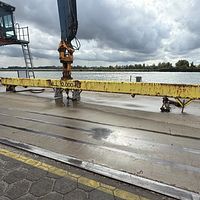 Mobile Excavator Adapted for Billets’ Ship Unloading-‘HITACHI-MANTSINEN’ - Image 8