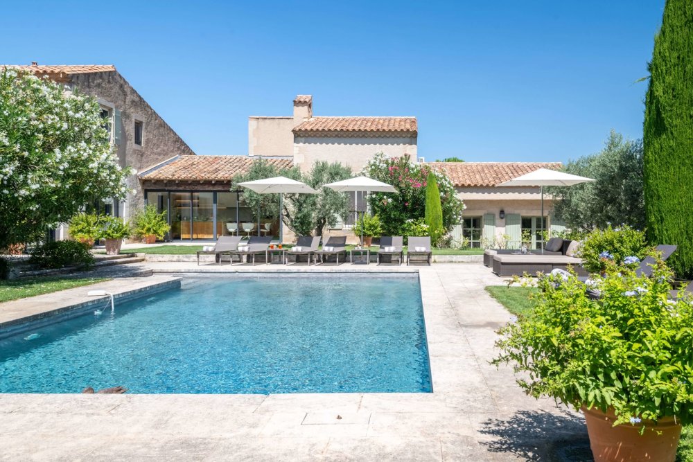 Photographs of New! Mas de la Poésie villa in Provence - Image 1 of 36