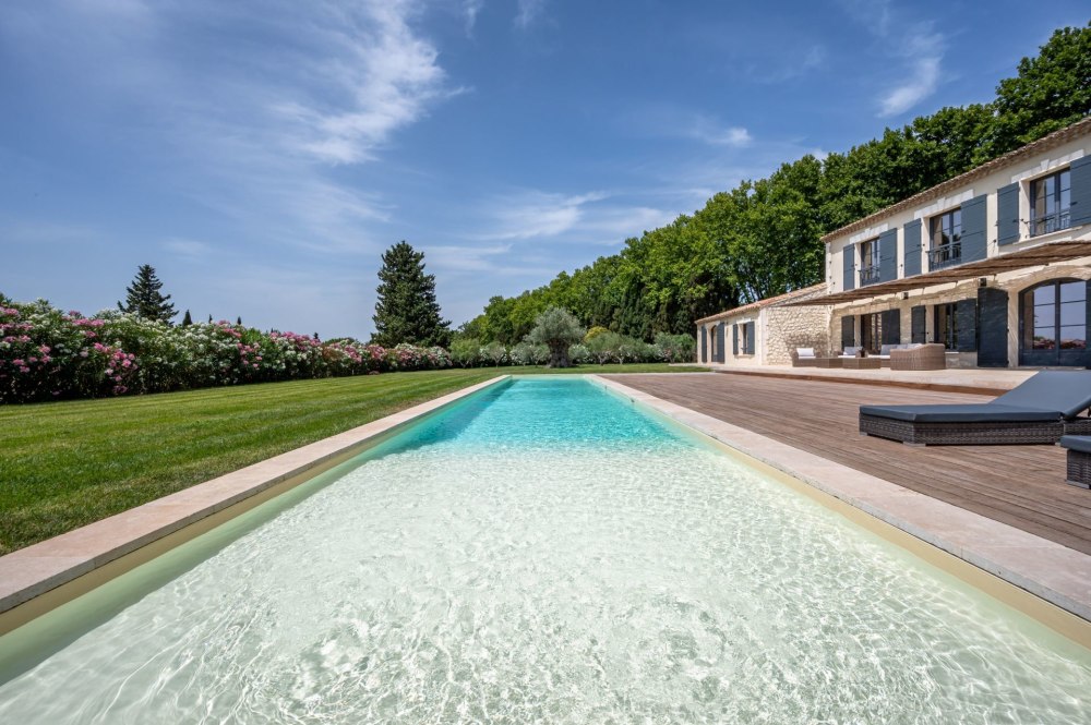 Photographs of Mas des Alizées villa in Provence - Image 27 of 33