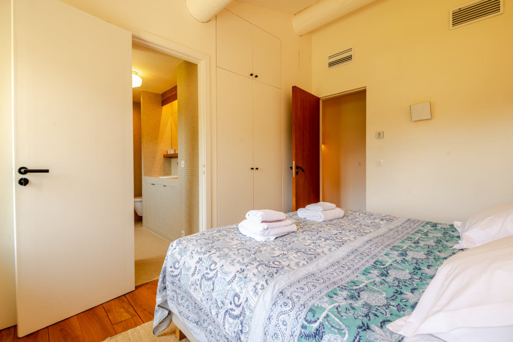 Photographs of Mas des Agapanthes villa in Provence - Image 19 of 41