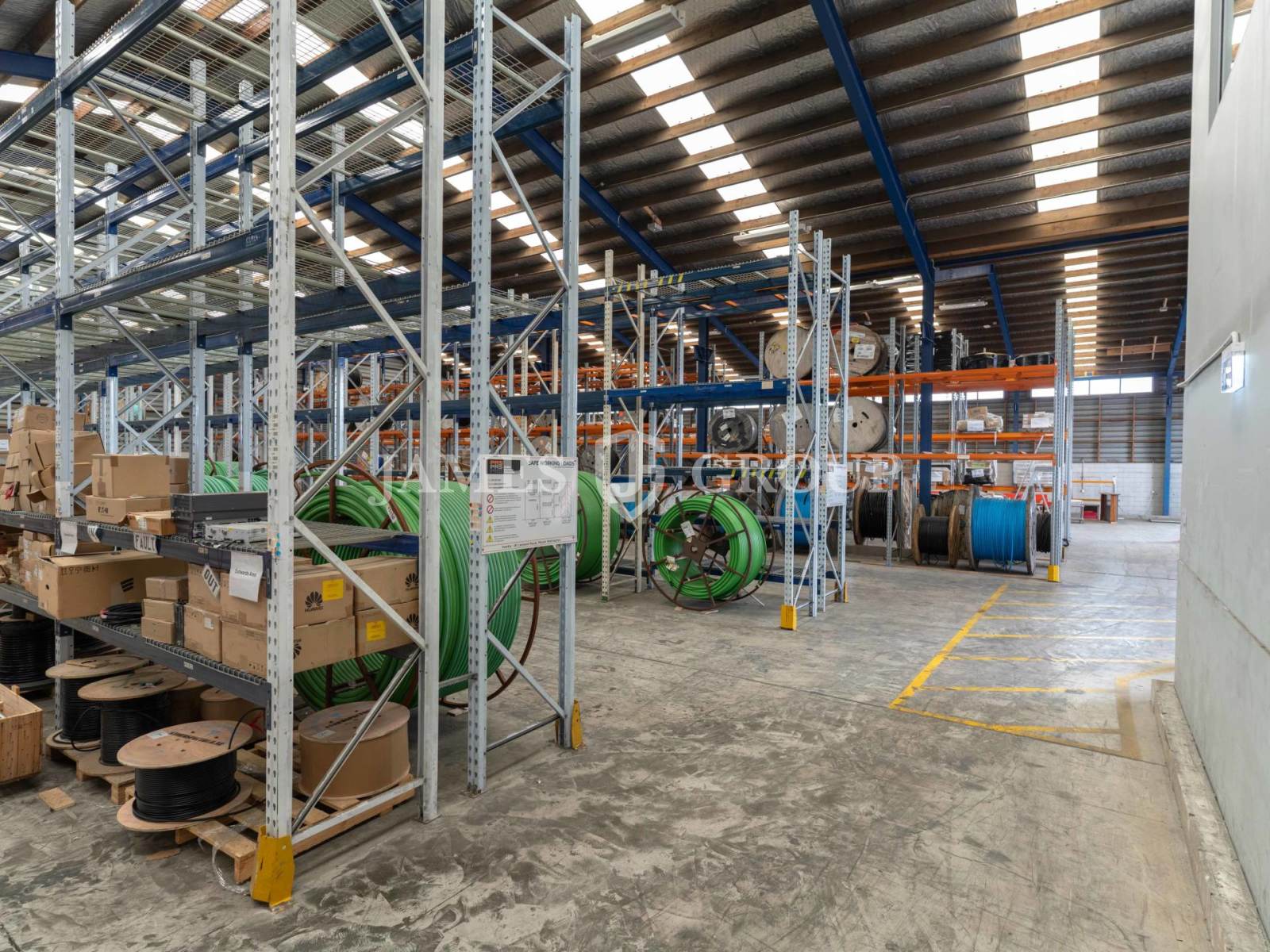 3,378sqm Warehouse + 4000sqm Yard | Mt Wellington