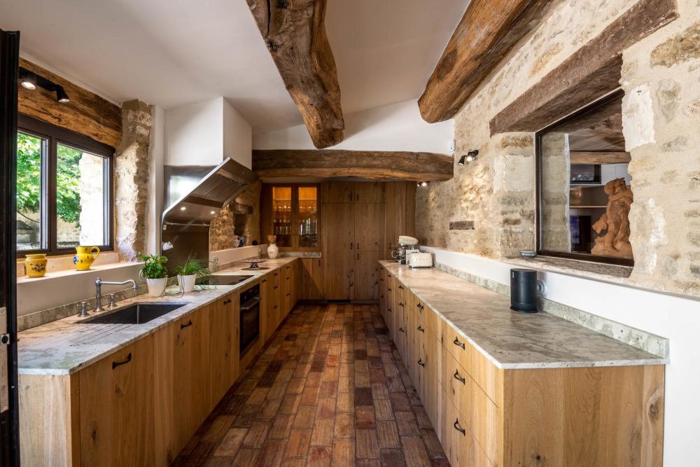Photographs of Domaine du Lys villa in Provence - Image 32 of 45