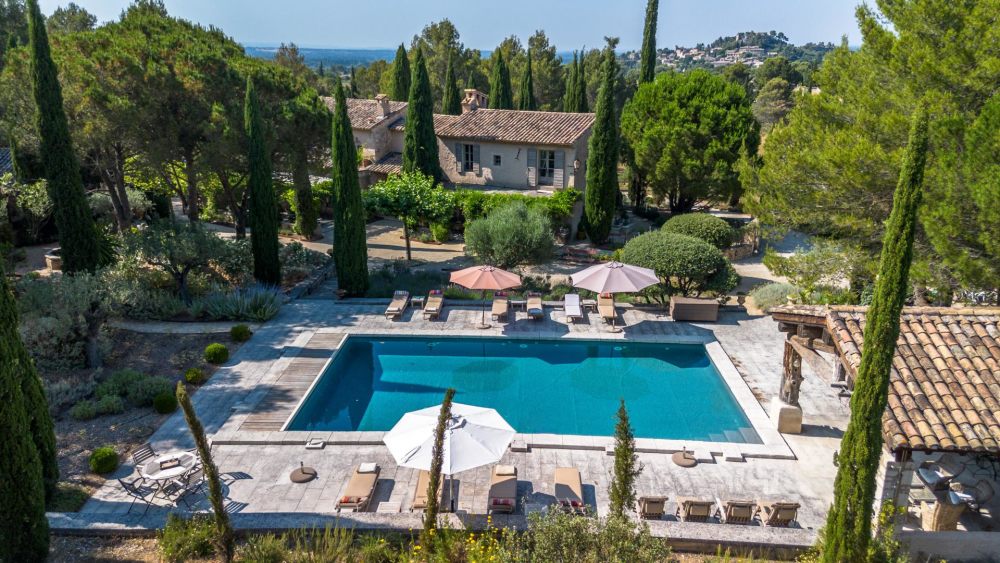 Photographs of Le Mas d’Eygalieres villa in Provence - Image 2 of 60