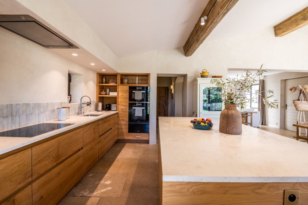 Photographs of Maison des Promesses villa in Provence - Image 8 of 44