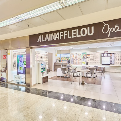 Tienda Óptico C.C. CARREFOUR TERRASSA - AUTOPISTA A-18  KM 17 8 08228 TERRASSA