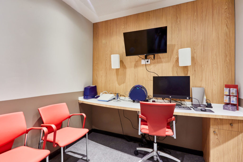 Tienda Óptico RAMBLA SANT ISIDRE 41 08700 IGUALADA interior