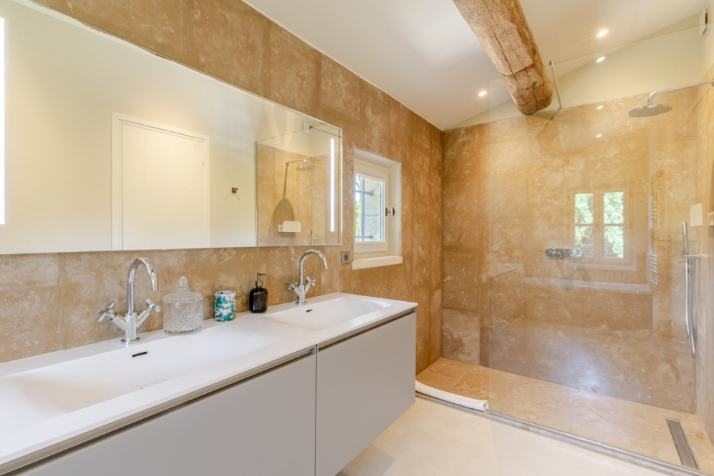Photographs of New! Mas Solstice villa in Provence - Image 25 of 39