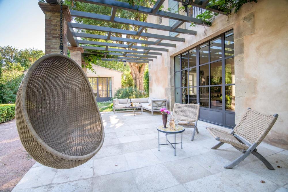 Photographs of Mas des Pierres villa in Provence - Image 50 of 60