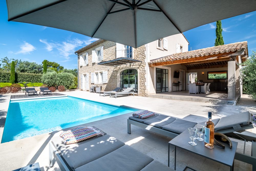 Photographs of Villa Harmonie villa in Provence - Image 1 of 35