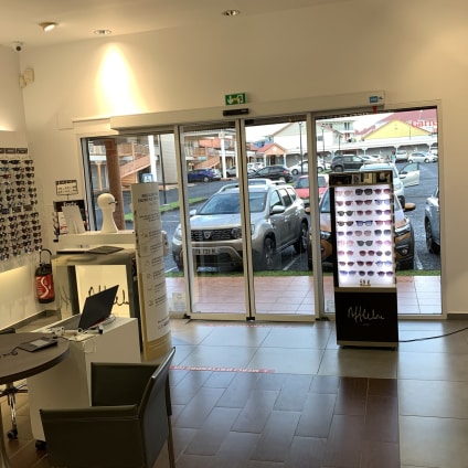 Magasin Opticien Galeries Monplaisir Carrefour Market 97129 LE LAMENTIN