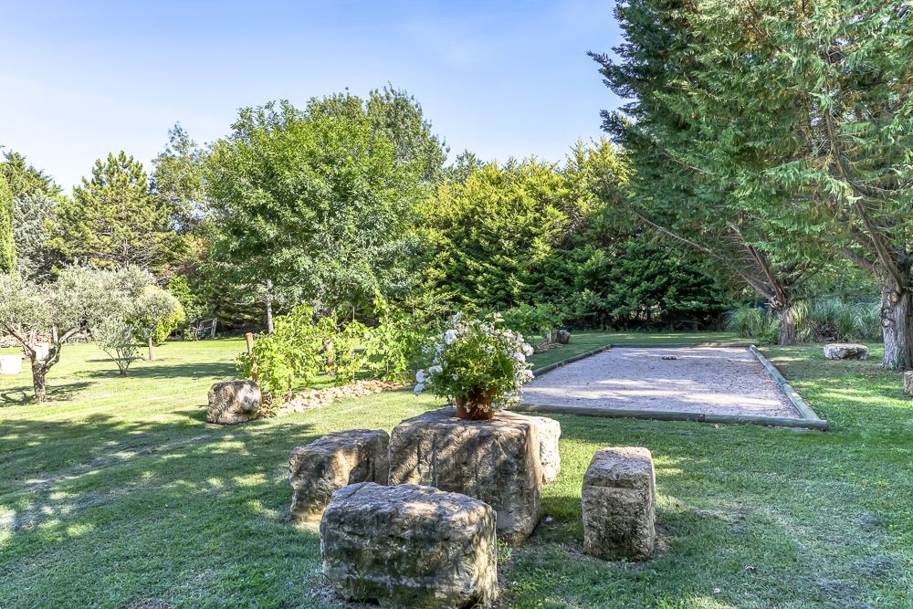 Photographs of Mas des Reflets villa in Provence - Image 60 of 61