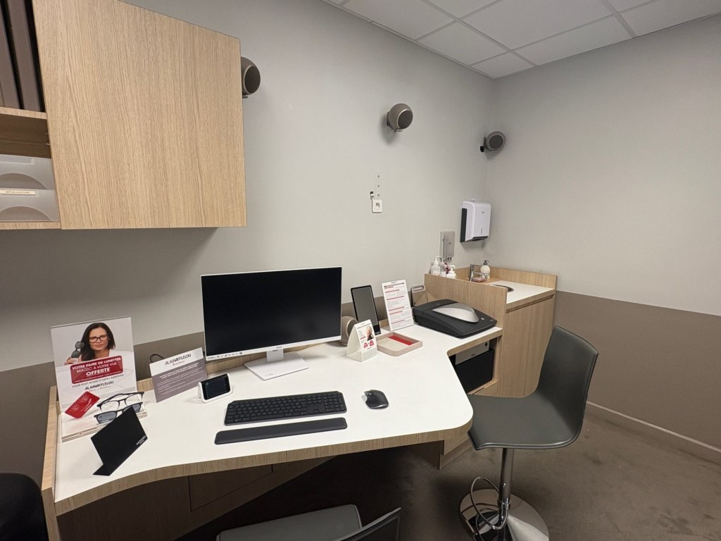 Magasin audioprothesiste 13 avenue Pierre Semard 26000 VALENCE intérieur