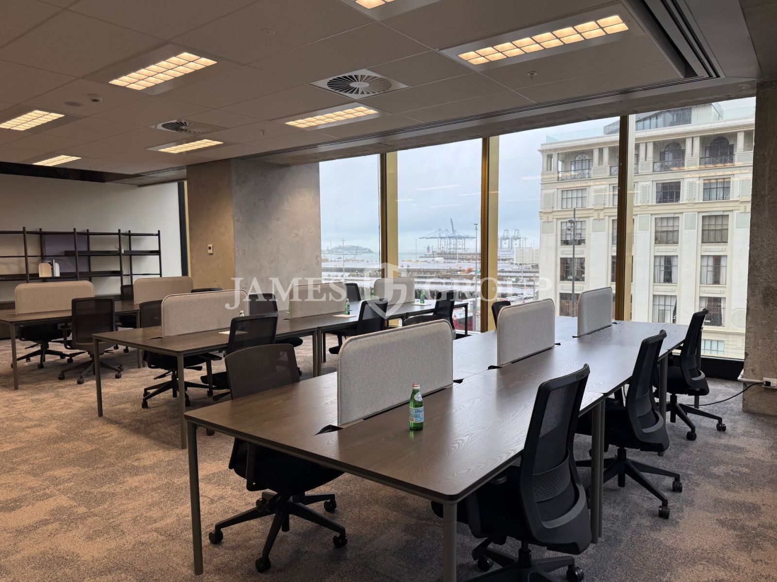 Ready-to-go Office With High Quality Fit-out