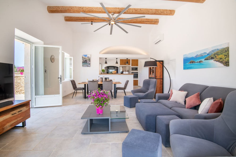 Photographs of Villa du Bougainvillier villa in Provence - Image 5 of 29