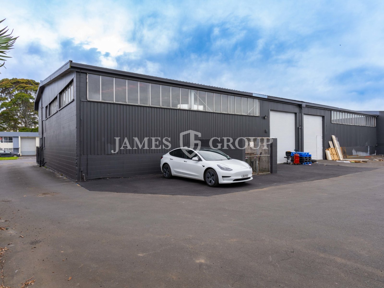 Road Front Refurbished Industrial | Manukau