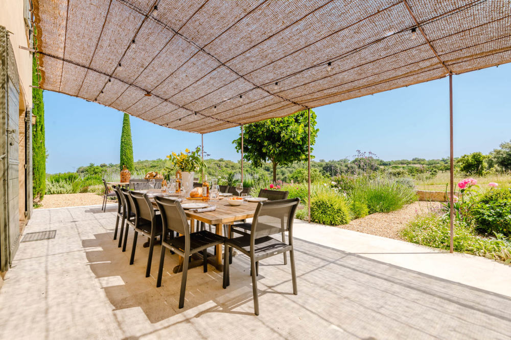 Photographs of Mas Ambre villa in Provence - Image 3 of 51