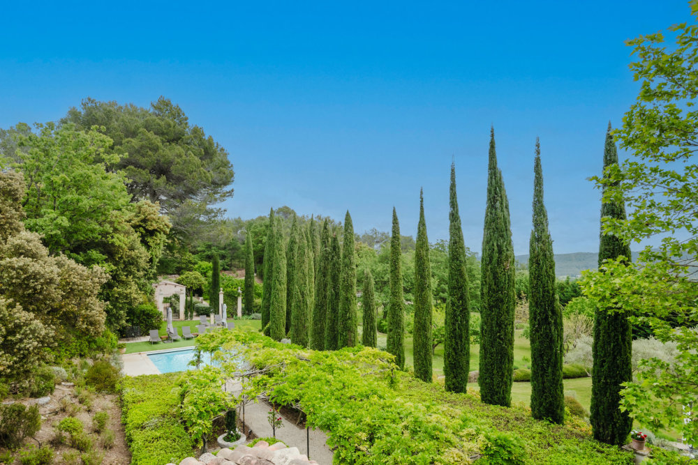 Photographs of Bastide Des Jardins villa in Provence - Image 16 of 52