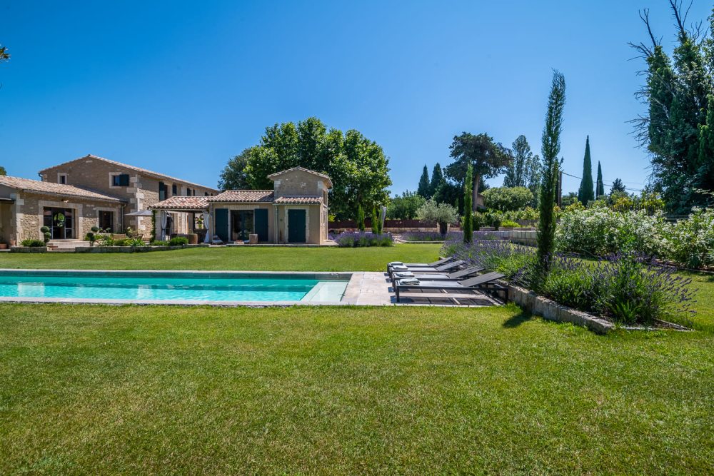 Photographs of Mas Mozart villa in Provence - Image 25 of 42