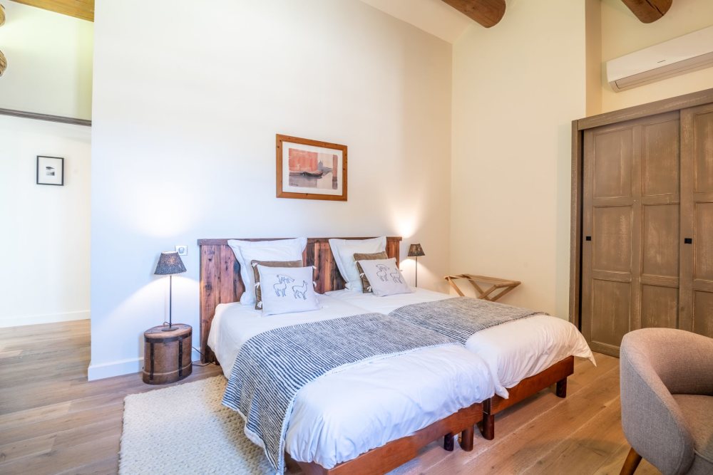 Photographs of Mas du Menuisier villa in Provence - Image 35 of 45