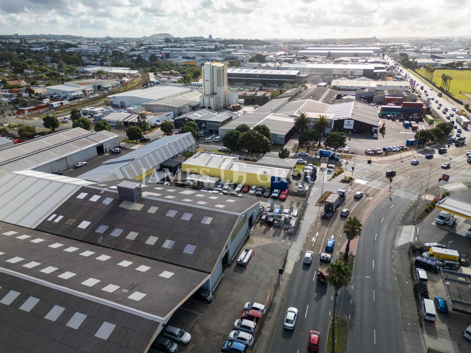 1,249m² Warehouse In Prime Onehunga Location