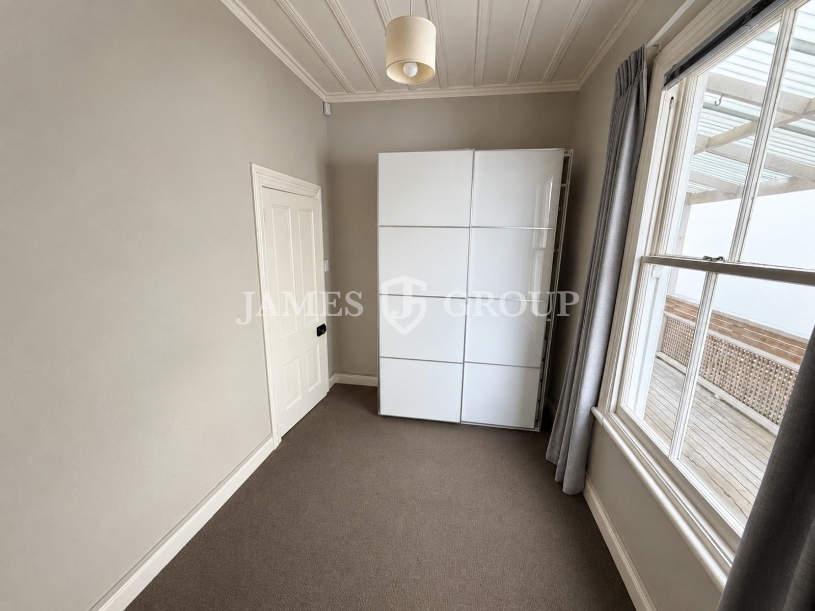 Character Live/work Space In Prime Herne Bay