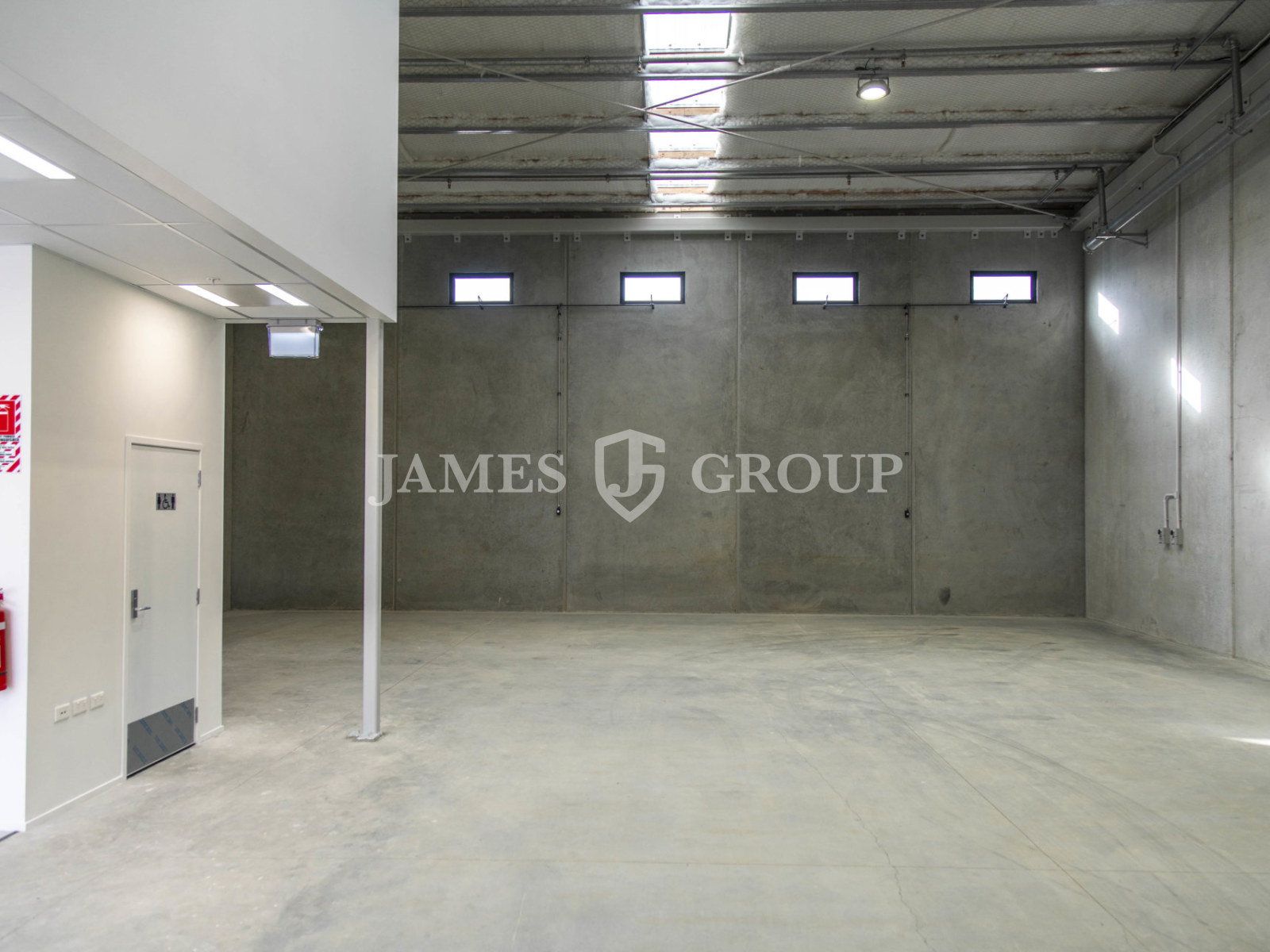 240m² Modern Warehouse