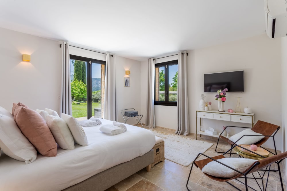 Photographs of Villa Plenitude villa in Provence - Image 18 of 36