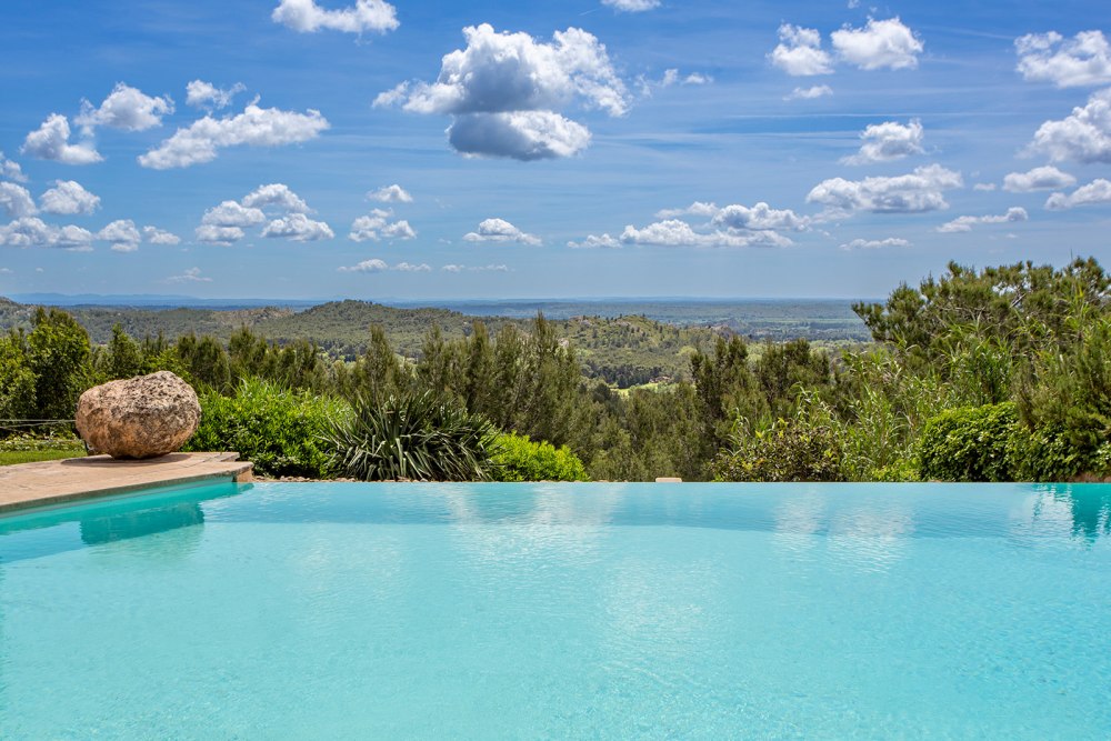 Photographs of La Citadelle villa in Provence - Image 16 of 28