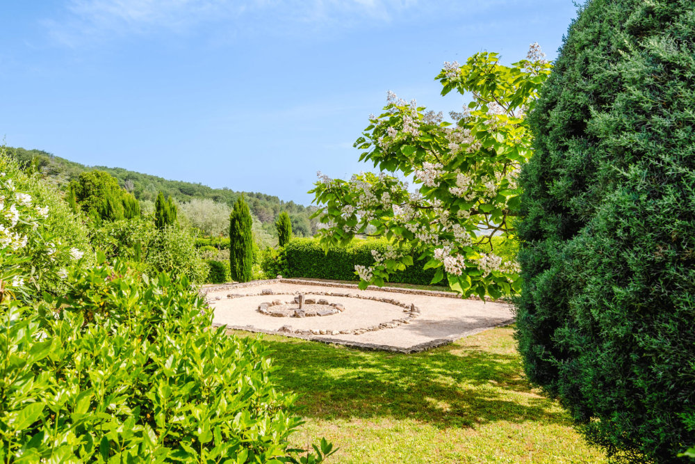 Photographs of Mas des Figuiers villa in Provence - Image 46 of 50