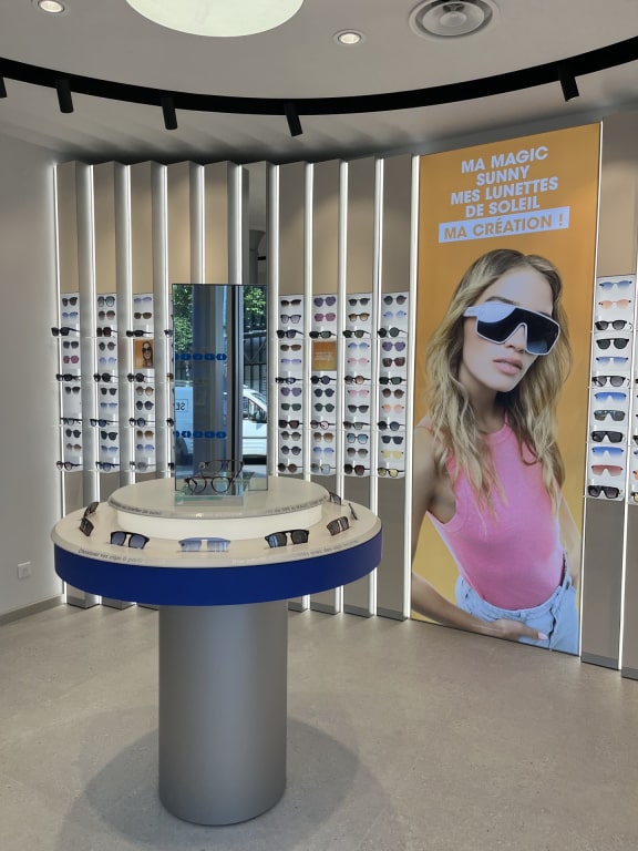 Magasin Opticien 128 rue du Faubourg Saint Antoine 75012 PARIS