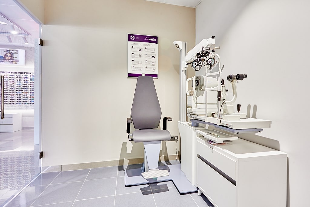 Tienda Óptico C/ CÓRDOBA  1 - SAN FERNANDO DE HENARES 28830 SAN FERNANDO DE HENARES interior