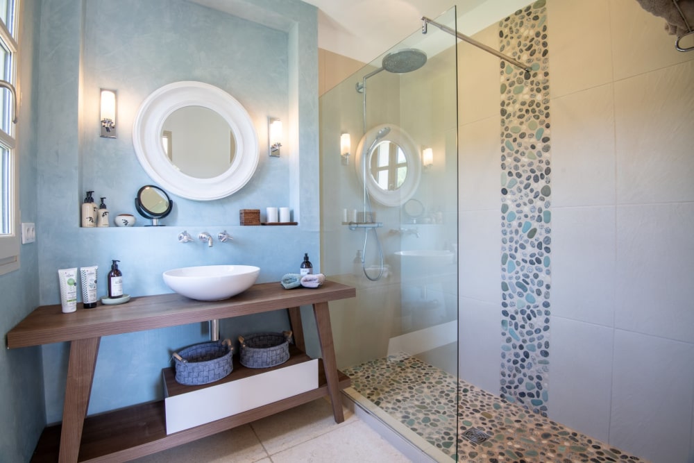 Photographs of Mas de la Caume villa in Provence - Image 29 of 52