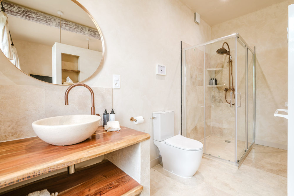 Photographs of Le Hameau de Sénanque villa in Provence - Image 52 of 60