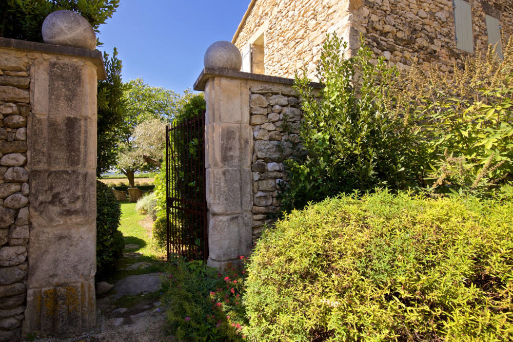 Photographs of Mas Santoline villa in Provence - Image 32 of 34