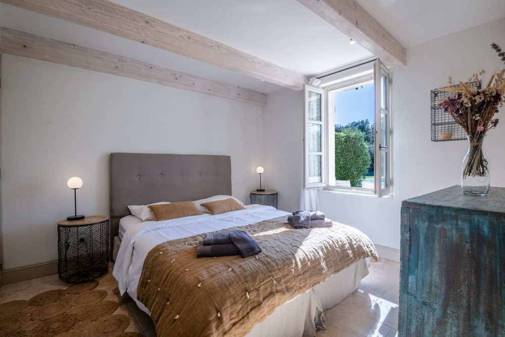 Photographs of Mas des Rabassiers villa in Provence - Image 27 of 32