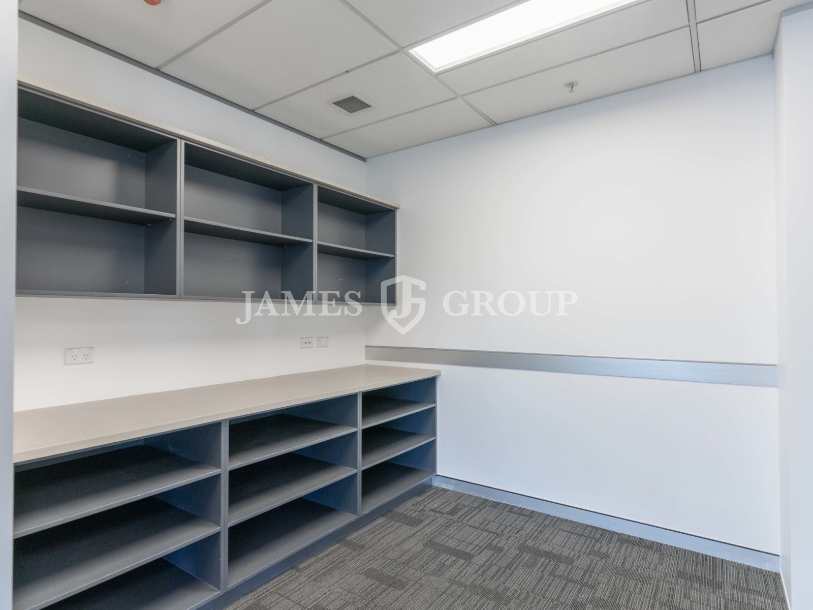Ground Floor Office On Carlton Gore Road