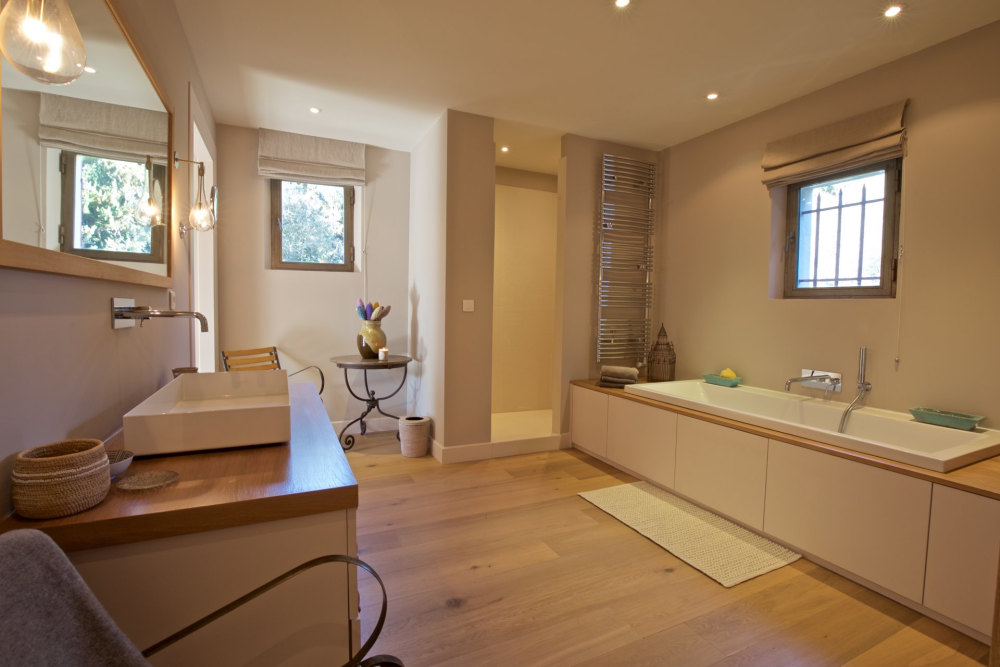 Photographs of Mas des Randonneurs villa in Provence - Image 23 of 41